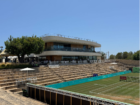 Das sehr schöne Clubhaus des Mallorca Country Clubs.